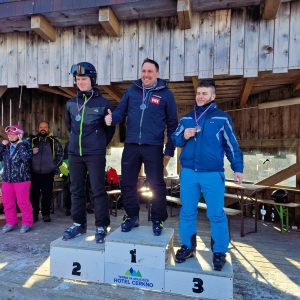 Mass Image Compressor Compressed this image. https://sourceforge.net/projects/icompress/ with Quality:75