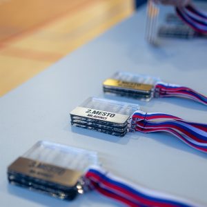 Mass Image Compressor Compressed this image. https://sourceforge.net/projects/icompress/ with Quality:85