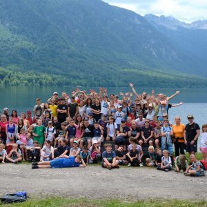 Mass Image Compressor Compressed this image. https://sourceforge.net/projects/icompress/ with Quality:80