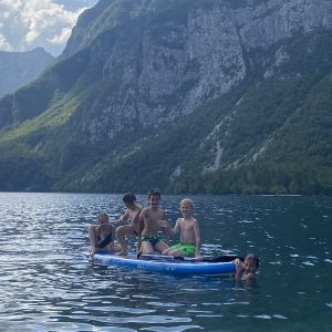 Mass Image Compressor Compressed this image. https://sourceforge.net/projects/icompress/ with Quality:80
