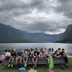 Mass Image Compressor Compressed this image. https://sourceforge.net/projects/icompress/ with Quality:80