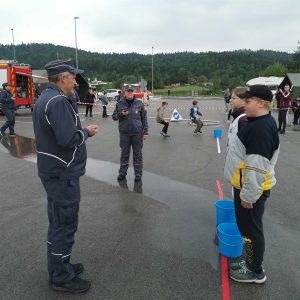 Mass Image Compressor Compressed this image. https://sourceforge.net/projects/icompress/ with Quality:50